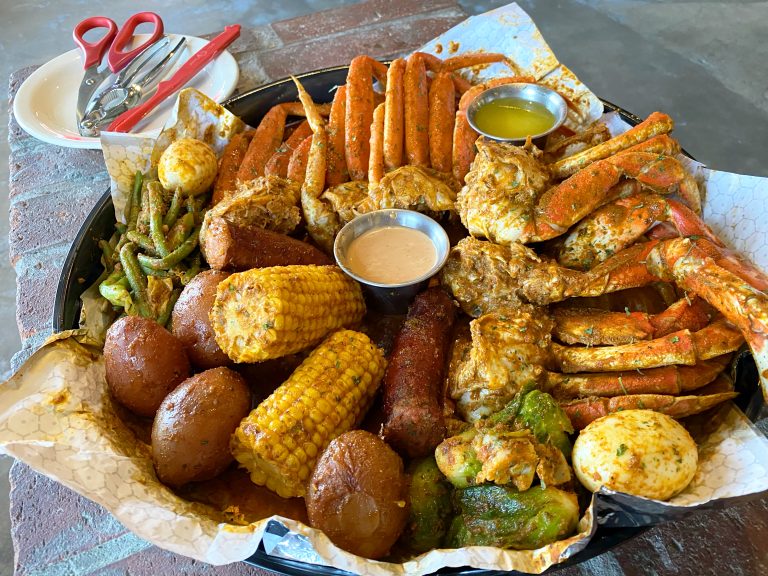 BBs crab boil experience